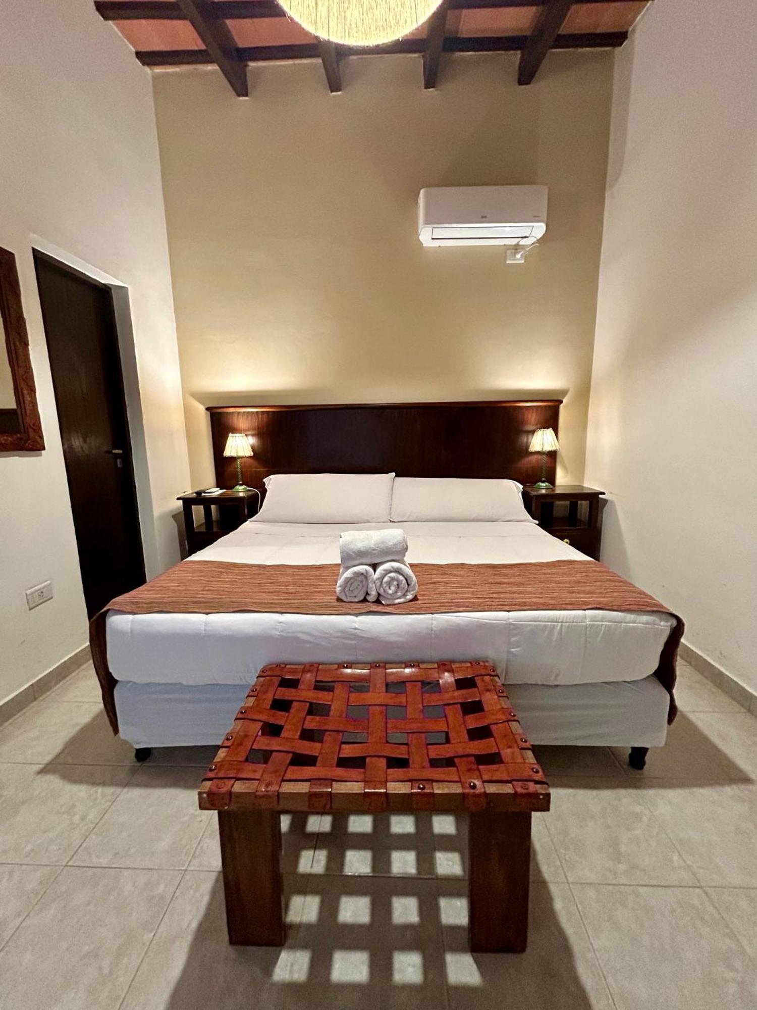 Hotel Plaza Кафайяте Экстерьер фото